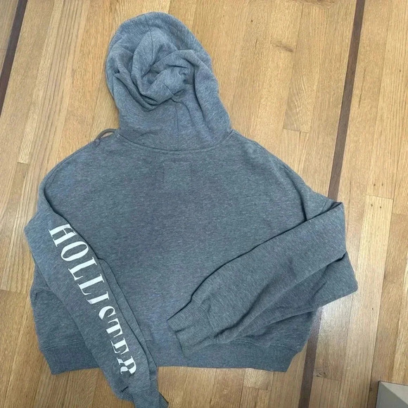 Hollister cropped hoodie duo - Picture 3 of 7